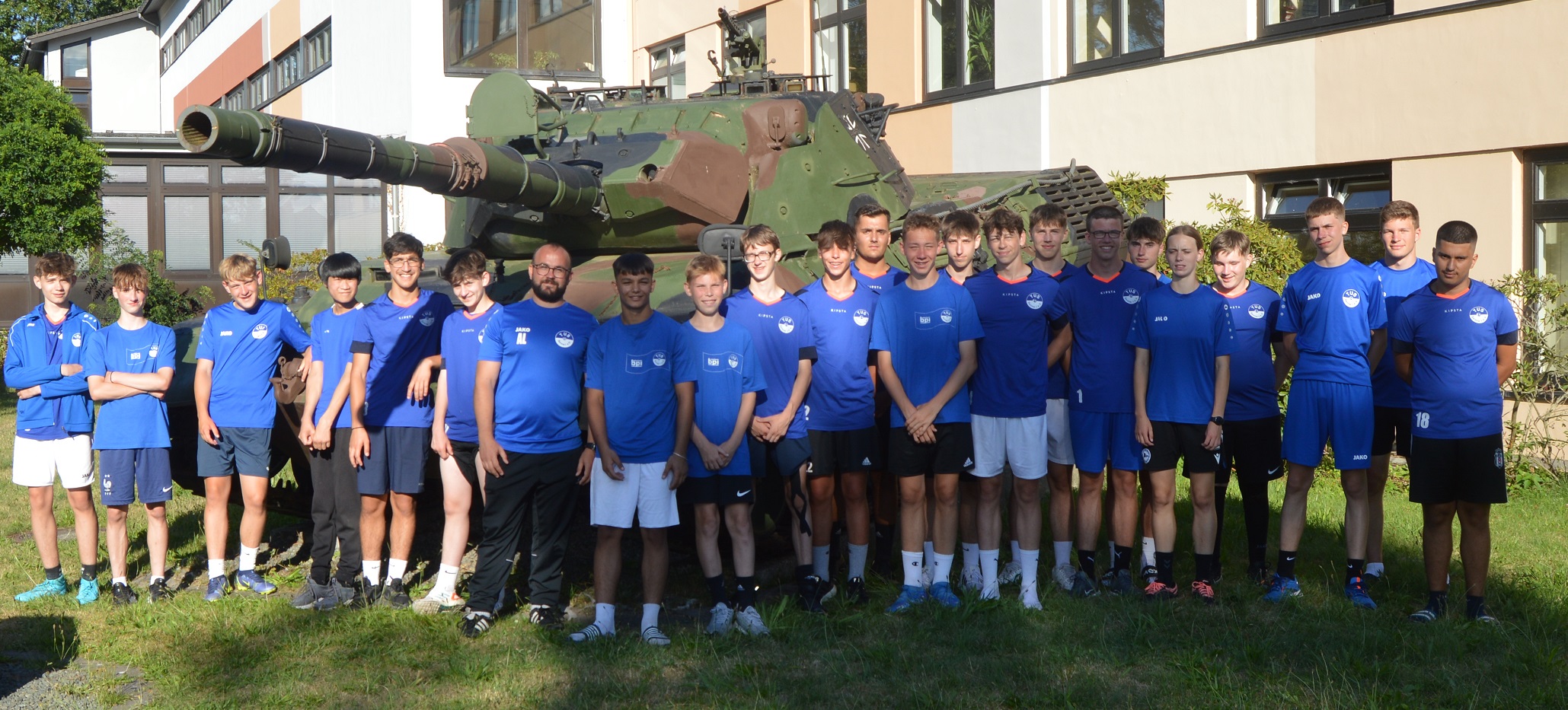 A- und B-Junioren absolvieren Trainingslager-Wochenende in Augustdorf – REWE-Scheifler wird Team-Sponsor der U17!